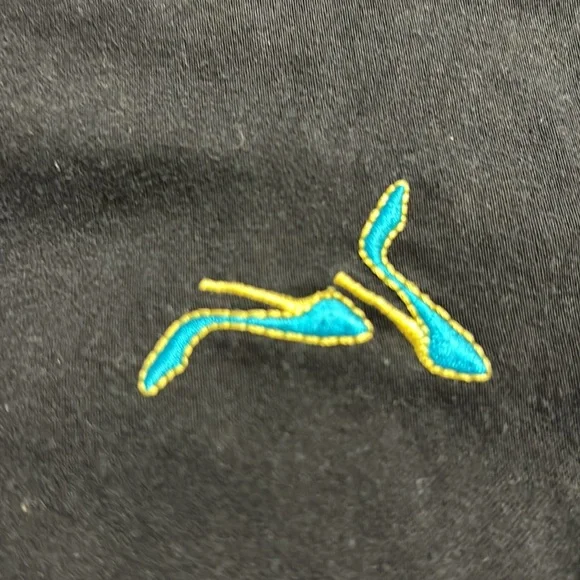 Black Mini Skirt/Skort  by Attyre New York Size 6 High Heels - Picture 7 of 10